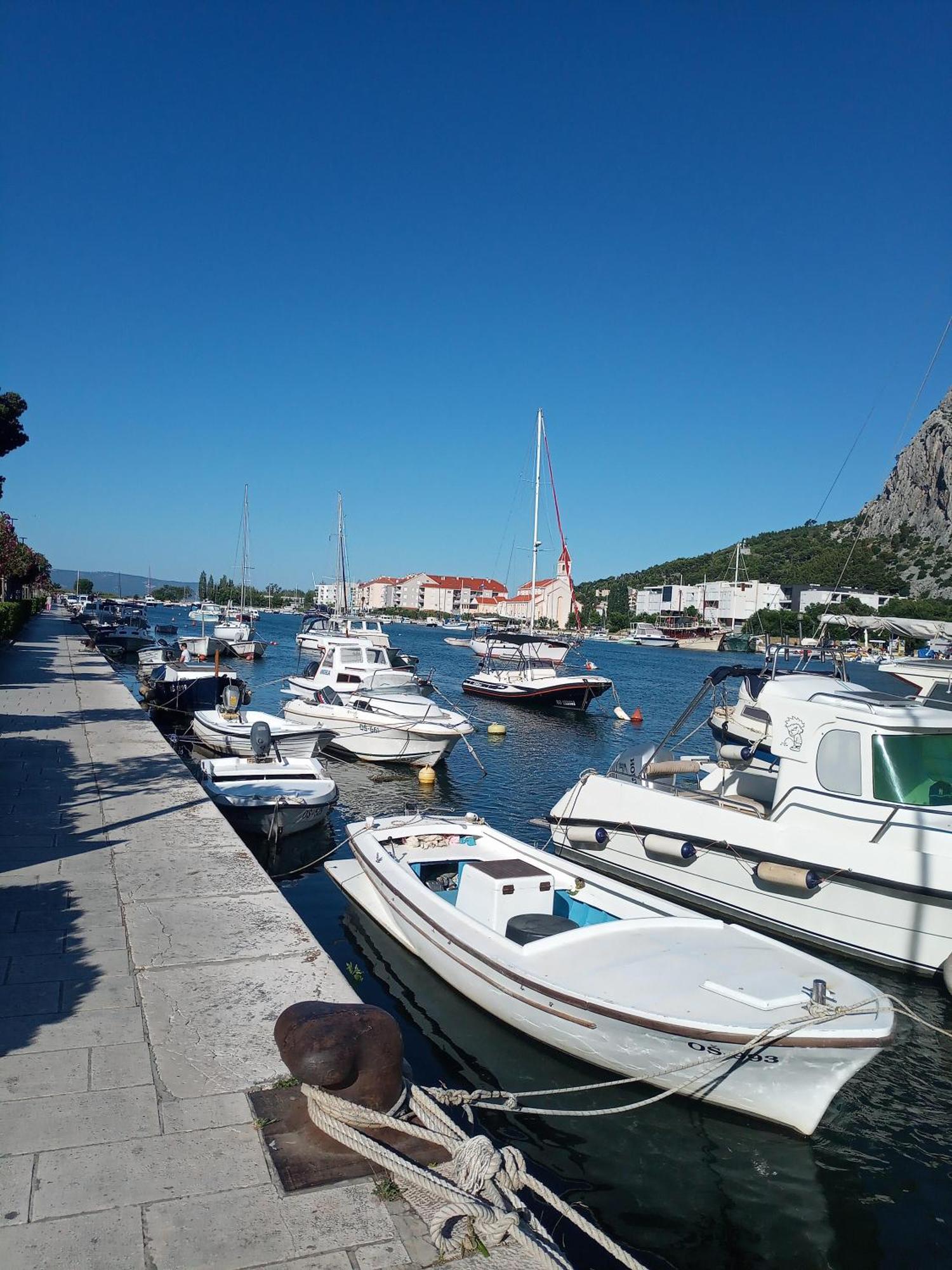 Sea View Panorama Apartment L Omiš Dış mekan fotoğraf